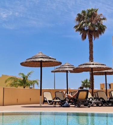 Estréla da Luz Valerie studio enjoy gym and indoor pool