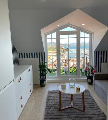 Estudio impresionantes vistas con terraza y piscina