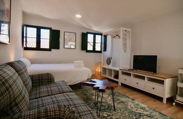 Estudio para 3 personas