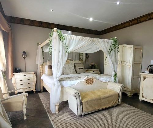 Excalibur Boutique Hotel