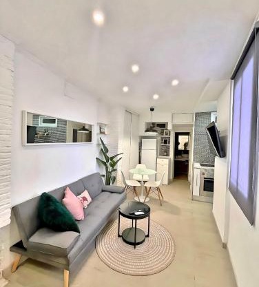 Excellent location Malaga centro historico 2 bed flat