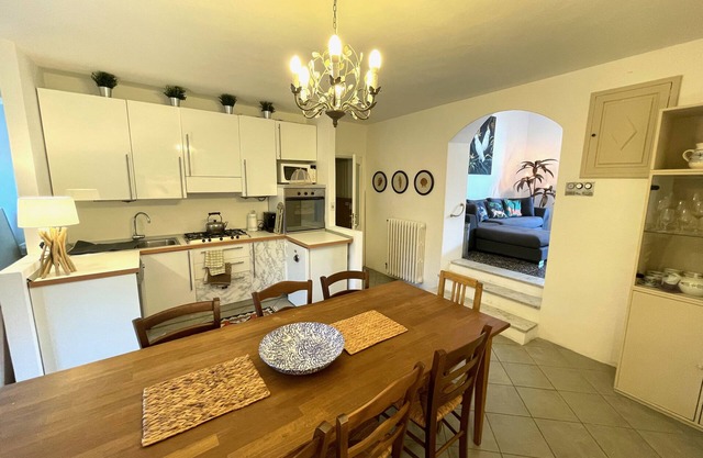 Exceptional apartment in the center, only 10 km from the sea, with terrace