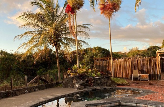 Exceptional Historic Home in South Kona