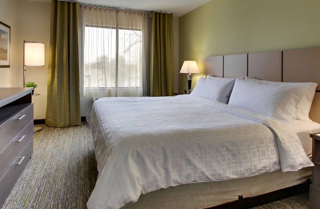 Exceptional King Room with the Finest Amenities