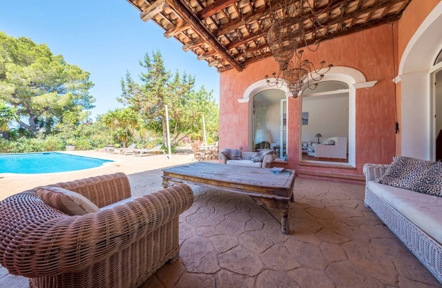 Exclusive Villa in Porroig