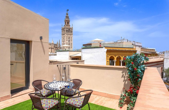 Exclusive dúplex near Cathedral. Rodrigo Caro III