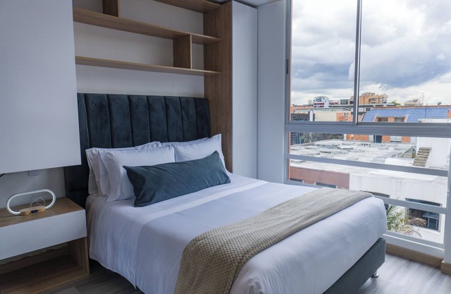 Exclusive Loft in 93 park W/Fast Wi-Fi