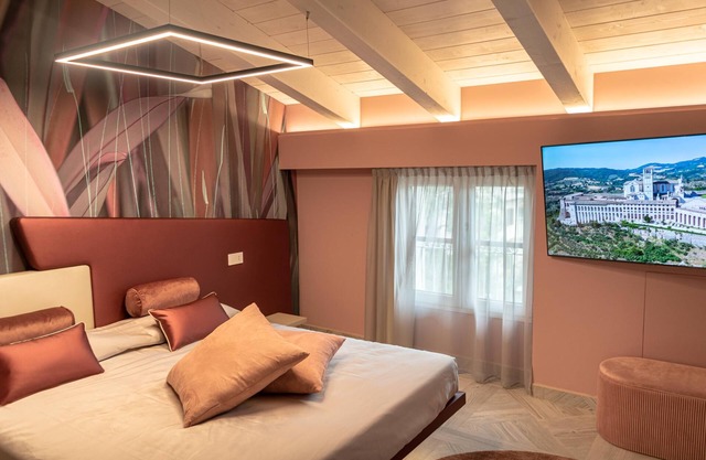 Exclusive suite in Assisi with indoor whirlpool and steam room