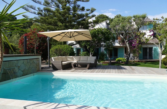 Exclusive villa with pool and air conditioning by the sea in Cala Rossa, Porto Vecchio