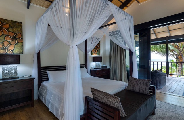 Exclusively for adults, Serenity Villas #3 - Beachfront Bliss
