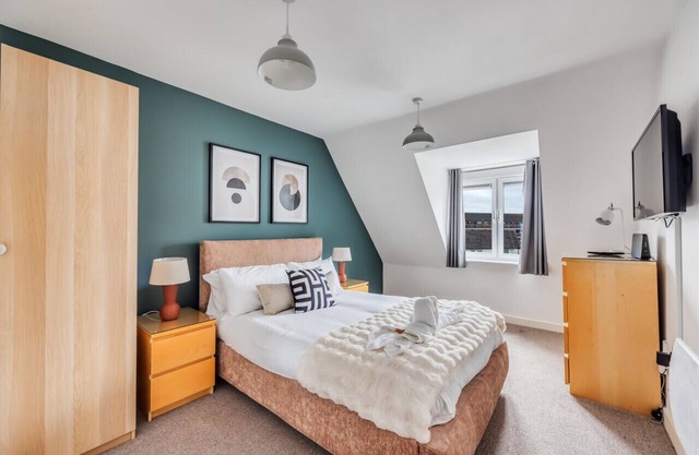 Executive Apartment in City Centre Fast Wifi Smart TV Free Gym Access