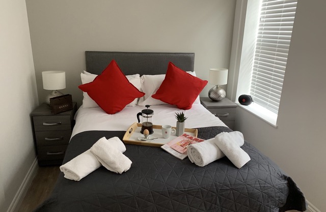 Executive Large 2 Bed Apt Birmingham City Centre