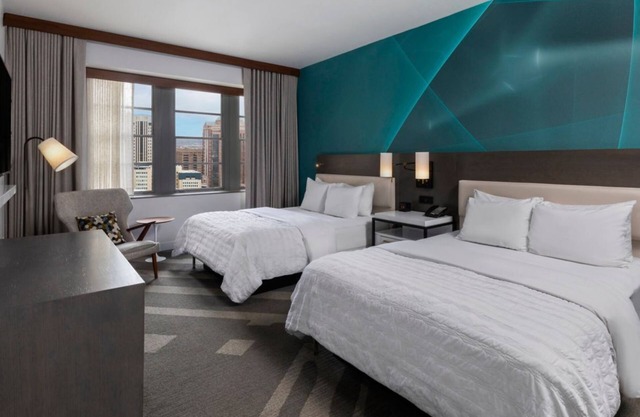 Explore Houston in a Pet Friendly Unit!