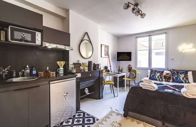 Explorereims - Studio Intergalactique Chic Proche Gare et Centre