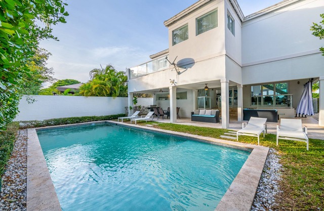Exquisite 6BR/3.5BBTH Villa