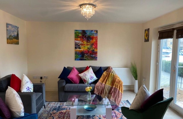 Exquisite Modern Homely Flat
