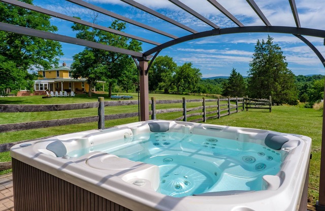 Exquisite Riverfront Paradise...100+ Acres- Hike, Boat, Swim without leaving!