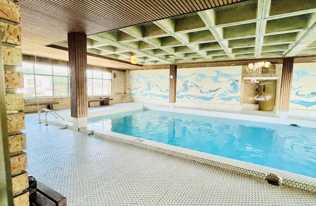 Exquisite spacious apartment downtown Montreal