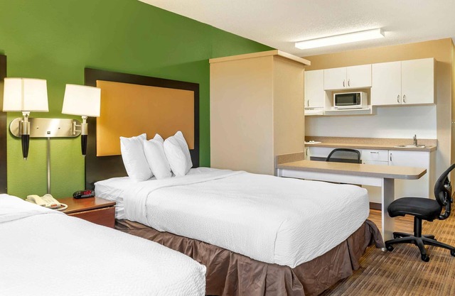 Extended Stay America Suites Toledo Holland