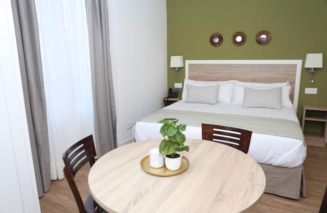 Exterior studio with a balcony for 2 people