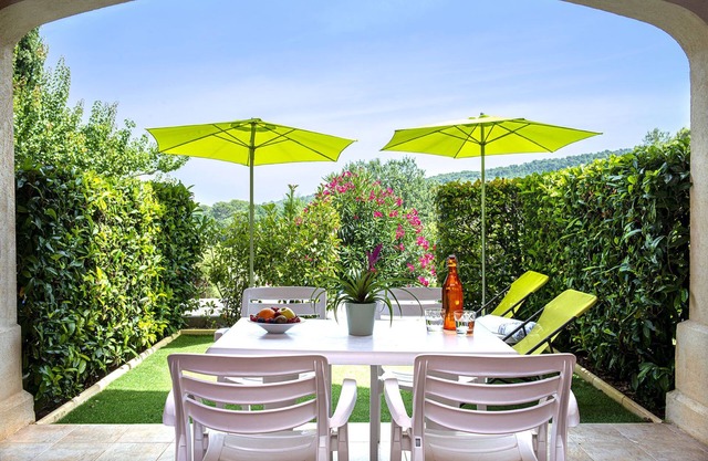 F2 - Air-conditioned apartment for 2 to 4 people