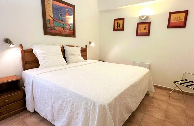 F2 - Air-conditioned apartment for 2 to 4 people