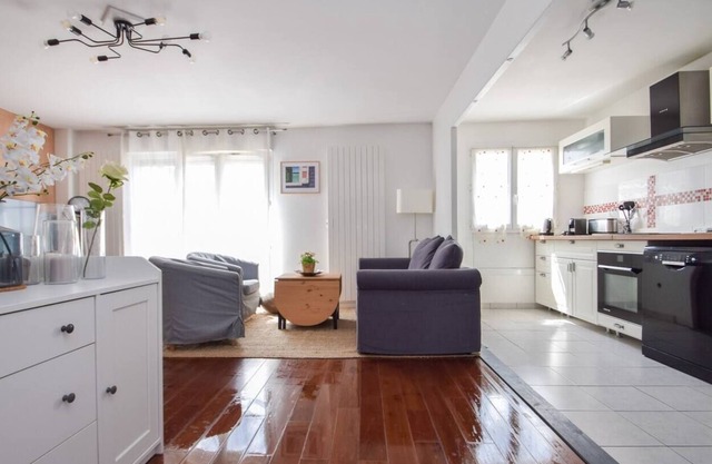 F4 - DISNEY/PARIS/ORLY/GOLF < 30Min