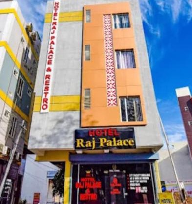 FabHotel Shree Aurora