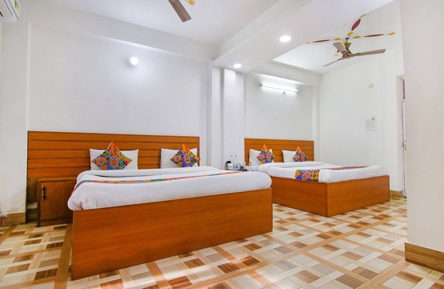 Fabhotel Sunita'S