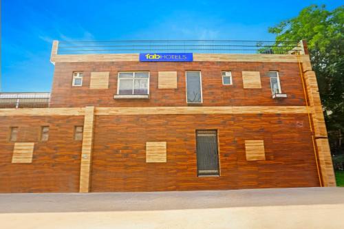 FabHotel Vasant Villa - Near ILBS Hospital
