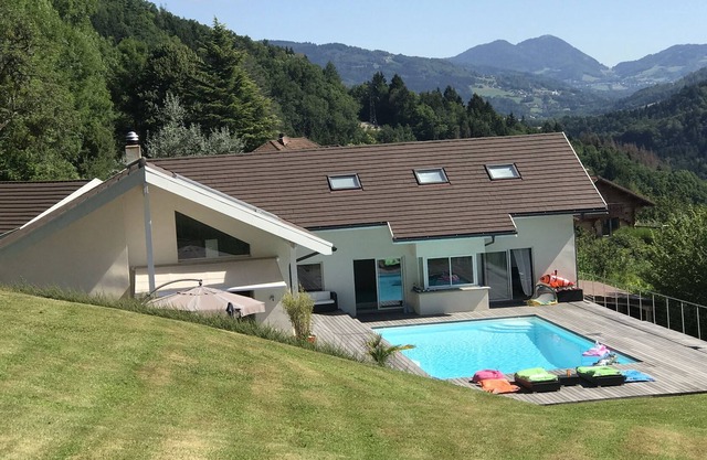 Fabuleuse Maison de Vacances Pour la Famille