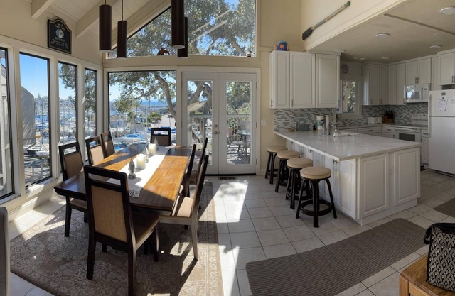 Fabulous Harbor/Ocean View - Minutes to Beaches and Boardwalk