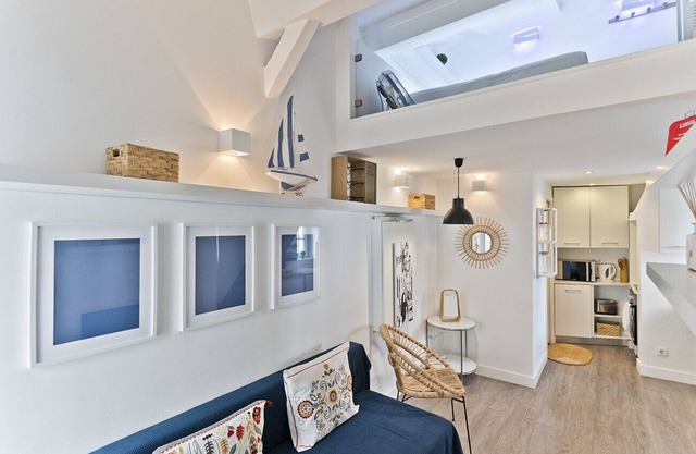 Fado Mezzanine Apartment (C33)