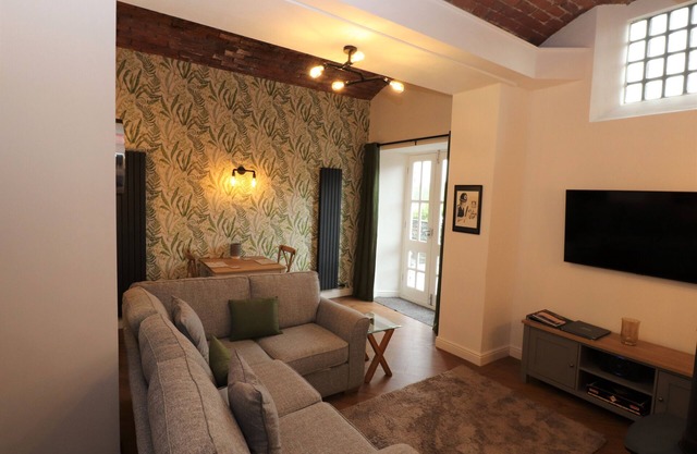 FAIR COP, pet friendly, with open fire in Hawkshead