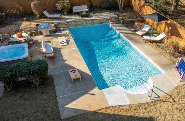 Fall Sale: 15% Off 3+ nights – thru Nov 30!