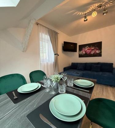 Family Apartments Zemlinsi 2