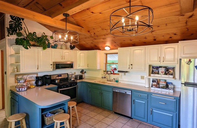 Family Farmhouse in the heart of the NY Finger Lakes Region