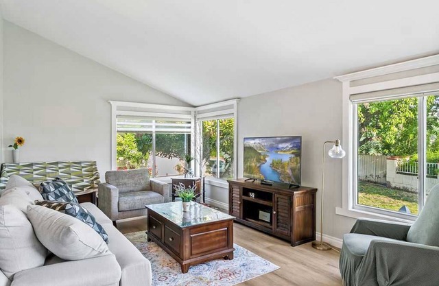 Family-Friendly 4BR Retreat｜ Pool, Fenced Backyard & Pets Welcome #41751