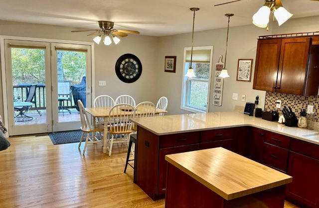 Family Friendly, Cozy Home with Hot Tub, Deck, and Parking.