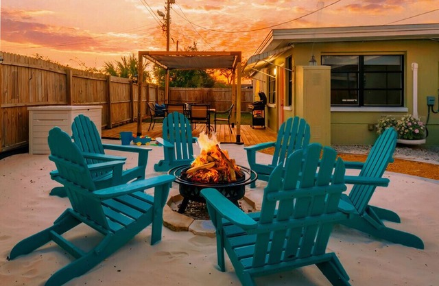 Family Friendly Home Near Beach and Downtown