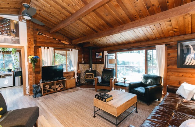 Family, Friends, Fido, FIFA - Bowen Island Getaway.