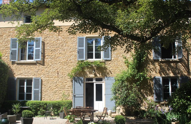Family house in the heart of Beaujolais and vineyards, near Lyon