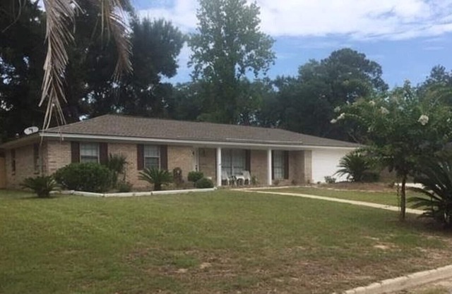 Family House Near Beach, River fishing, and Historic Savannah