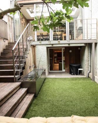 Family house with sauna close to the sea