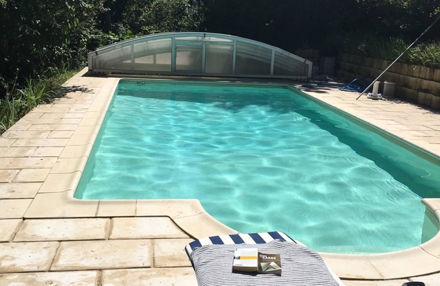 Family House, with swimming pool, near gap center & close to mountain activities