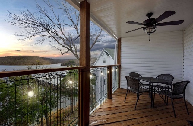 Family Lakefront Oasis - Picture Perfect Retreat! Boat Slip, Onsite Pool & More