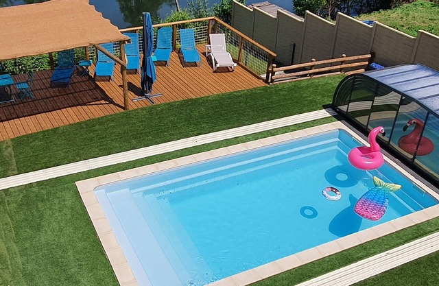 Family Retreat with Private Pool and River Views near Zoo