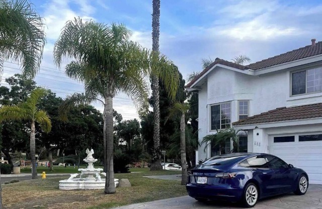Family-sized home w/Pool & Direct Access to Park
