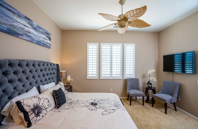 Family vacation resort with 3200sf of living space