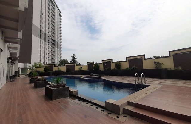 Fancy and Nice 1BR at Easton Park Apartment